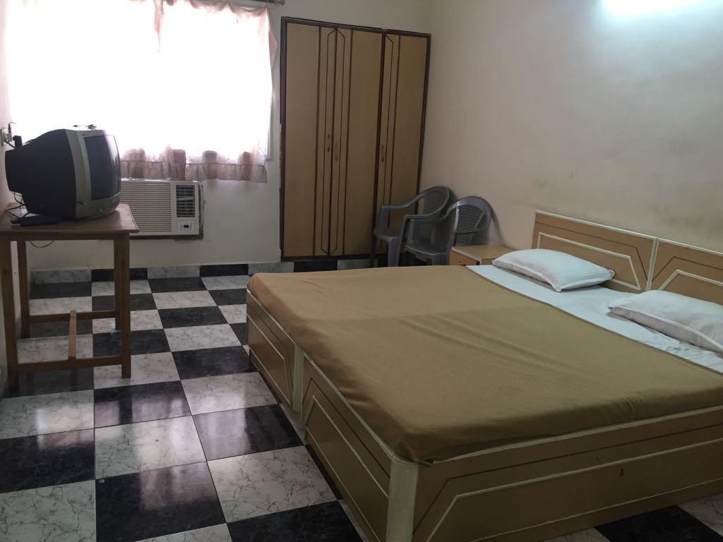 Royale Inn Vapi Luaran gambar