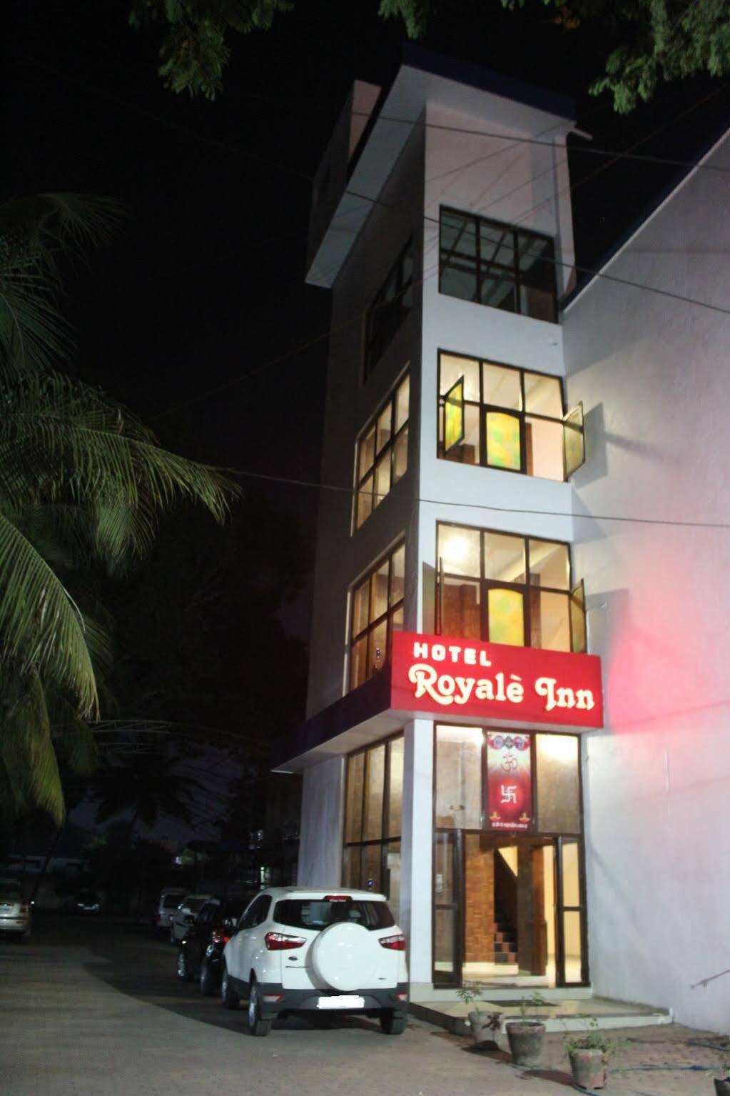 Royale Inn Vapi Luaran gambar
